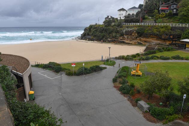 NSW COVID19 LOCKDOWN RESTRICTIONS, A near empty beach is seen at Tamarama Beach in Sydney, Saturday, July 10, 2021. Tough new restrictions are now in place for Greater Sydney after another spike in COVID-19 cases. ( NO ARCHIVING, EDITORIAL USE ONLY, NO USE IN BOOKS WITHOUT CONSENT SYDNEY NSW AUSTRALIA  Copyright: xMICKxTSIKASx 20210710001556172027