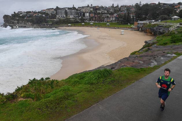News Bilder des Tages NSW COVID19 LOCKDOWN RESTRICTIONS, A near empty beach is seen at Bronte Beach in Sydney, Saturday, July 10, 2021. Tough new restrictions are now in place for Greater Sydney after another spike in COVID-19 cases. ( NO ARCHIVING, EDITORIAL USE ONLY, NO USE IN BOOKS WITHOUT CONSENT SYDNEY NSW AUSTRALIA  Copyright: xMICKxTSIKASx 20210710001556172043