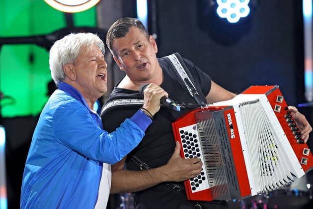 ORF Wenn die Musi spielt singer G G Anderson and Marc Pircher during the dress rehearsal for the music open air Wenn die Musi spielt on 09 07 2021 in Bad Kleinkirchheim 20210710BOS0107