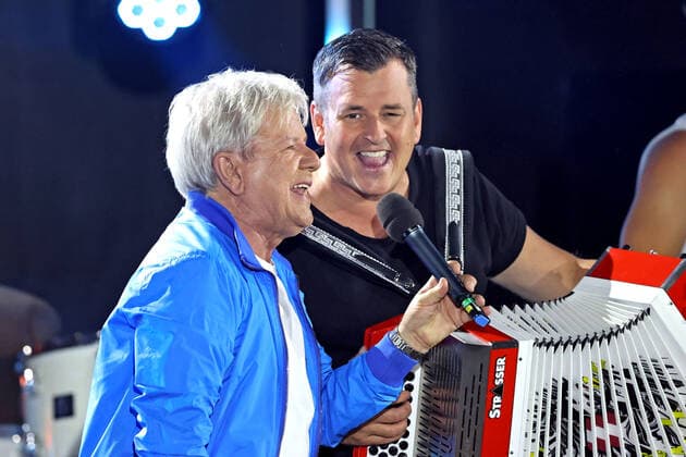 ORF Wenn die Musi spielt singer G G Anderson and Marc Pircher during the dress rehearsal for the music open air Wenn die Musi spielt on 09 07 2021 in Bad Kleinkirchheim 20210710BOS0105