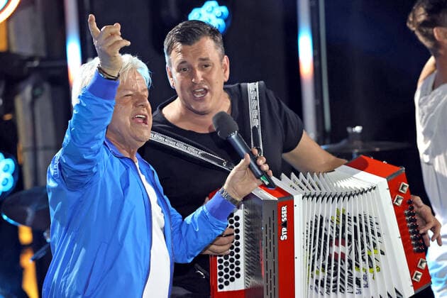 ORF Wenn die Musi spielt singer G G Anderson and Marc Pircher during the dress rehearsal for the music open air Wenn die Musi spielt on 09 07 2021 in Bad Kleinkirchheim 20210710BOS0106