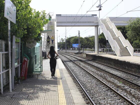 July 10, 2021, Lisbon, Portugal: Several points of Lisbon are deserted or with little movement due to high temperature in the city, during the European summer, on Saturday (10). Tourists in Portugal will have to show a negative covid-19 test, a vaccination certificate or proof of recovery for staying in hotels or other vacation accommodations, announced local government, amid rising infections of variants of coronavirus (Covid-19).  Copyright: xEdsonxdexSouzax