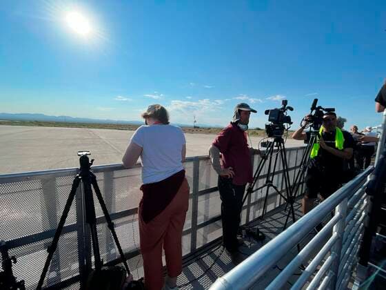 Truth or Consequences (United States), 11 07 2021.- Journalists await the departure of Virgin Galactic flight Unity22 today, from the space airport in Truth or Consequences, New Mexico, USA, 11 July 2021. British billionaire Richard Branson reached a long-awaited goal this Sunday and finally reached space aboard a plane of his own company, Virgin Galactic, after taking off from the New Mexico desert and exceeding more than 50 miles (80 km. ) Tall. At Spaceport America, a futuristic structure built in the middle of the desert and Virgin Galactic s base of operations, this Sunday has experienced an atmosphere of joy after years of working towards the goal of conducting commercial space flights. At this state-owned airport located in the town  Copyright: xAntonixBelchix AME1686 20210711-196cb8e50abd59adf04a36c4b7ec6e25b350d738