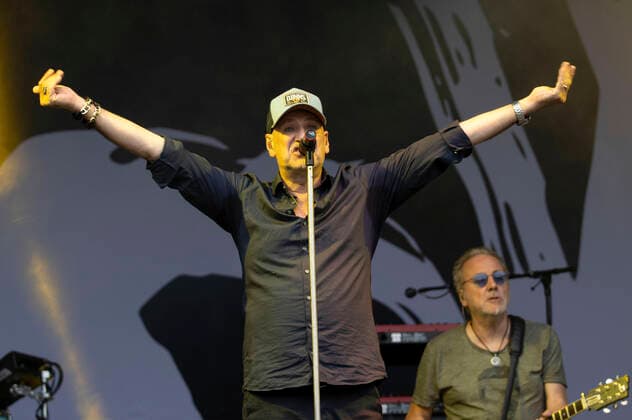 Kai Wingenfelder of Fury in the Slaughterhouse live as part of the Juicy Beats Park Sessions concert series at Westfalenpark Dortmund, 12 07 2021 Foto:xxF.xZeisingx xFuturexImage