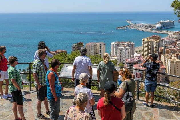July 13, 2021: July 13, 2021 (Malaga) The first international cruise ship to dock in Malaga after 16 months with almost 1,500 passengers, with a capacity limit of 50%. the Aida Perla with its characteristic colourful design, the work of the painter Feliks BoÂ¼tner - ZUMAc161 20210713_zap_c161_004 Copyright: xLorenzoxCarnerox