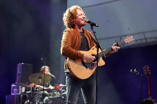 Michael Schulte live as part of the concert series Back on Stage at the Gilde Parkbühne Hannover, 14 07 2021 Foto:xU.xStammx xFuturexImage
