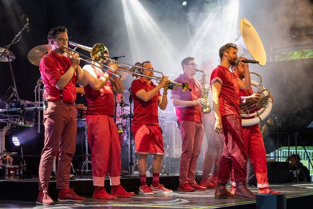 Tuebingen Tuebingen Concert Festival Tanks Giving Festival Vaddi Concerts Corona Concert Panzerhalle Franzoesisches Viertel Event The ten-piece brass band Moop Mama from Munich plays at the Tuebingen Tanks GIving Festival in the Franzoesisches Viertel in front of the sold-out Panzerhalle Copyright: xDennisxDuddek xEibnerxPressefotox EP_DDU