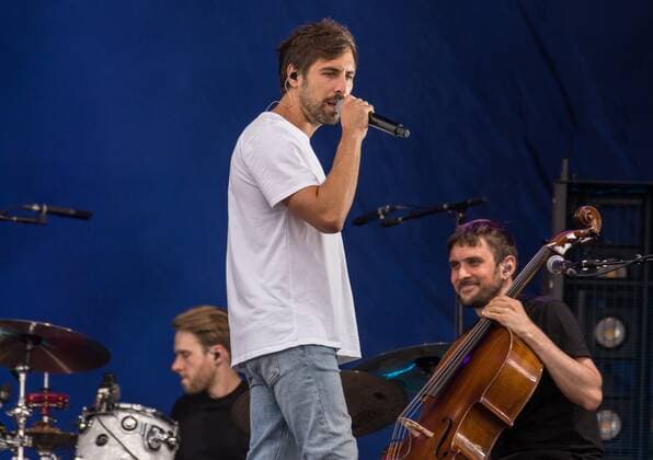 Singer Songwriter Max Giesinger 15 07 2021 Singer Songwriter Max Giesinger at the Strandkorb Open Air in the BRITA Arena Wiesbaden Wiesbaden BRITA Arena Hessen