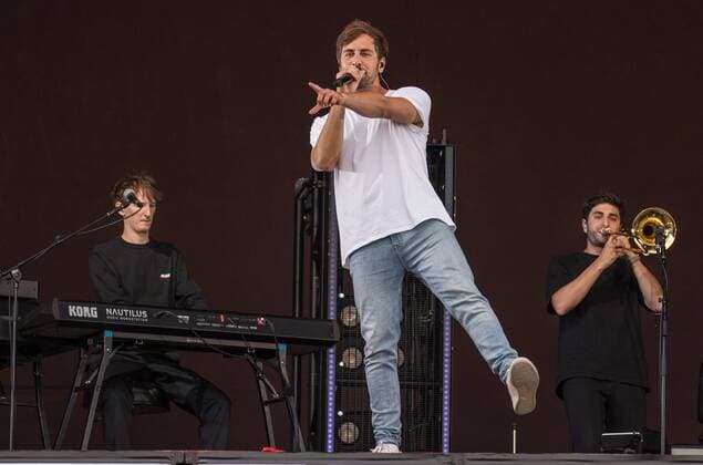 Singer Songwriter Max Giesinger 15 07 2021 Singer Songwriter Max Giesinger at the Strandkorb Open Air in the BRITA Arena Wiesbaden Wiesbaden BRITA Arena Hessen