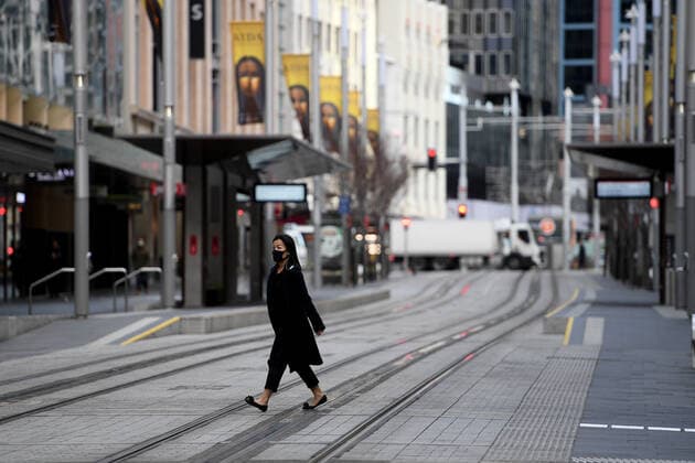 News Bilder des Tages NSW CORONAVIRUS COVID19, A general view of the central business district in Sydney, Saturday, July 17, 2021. The stay-at-home orders for coronavirus-hit Greater Sydney and surrounds have been tightened with the lockdown extended for a further 2 weeks. ( NO ARCHIVING, EDITORIAL USE ONLY, NO USE IN BOOKS WITHOUT CONSENT SYDNEY NSW AUSTRALIA  Copyright: xDANxHIMBRECHTSx 20210717001557872592
