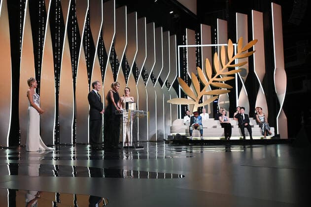 Entertainment Bilder des Tages 74eme Festival International du Film de Cannes. Ceremonie de cloture. 74th Cannes Film Festival. Closing ceremony. 270386 2021-07-17 Lindon, Vincent; Stone, Sharon; Lee, Spike; Laurent, Mélanie; Ducournau, Julia; Rousselle, Agathe  Copyright: xTerencexBaelenx STAR_270386_042