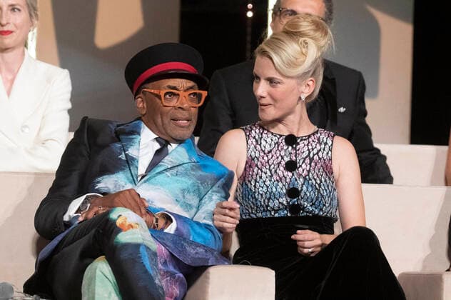 Spike Lee and Melanie Laurent at the awards ceremony at the Festival de Cannes 2021 74 Cannes International Film Festival at the Palais des Festivals Cannes, 17 07 2021 Foto:xR.xWagnerx xFuturexImage