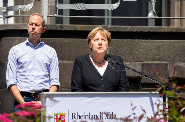 Angela Merkel during a press statement at the town hall after the Chancellors visit to the Eifel village of Schuld, which was badly hit by the severe weather disaster Adenau, 18 07 2021 Foto:xR.xSchmiegeltx xFuturexImage