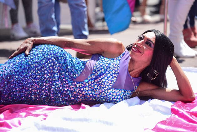 Deputies Approve Gender Identity Law in the State of Mexico TOLUCA, MEXICO - JULY 20: Transgender community, take part during the celebration of the approval of the Gender Identity Law, outside the Chamber of Deputies of the State of Mexico, after the deputies approved the Gender Identity Law , with which the name and sex in the birth certificates. The reform will allow a person who decides to change gender to rectify her birth certificate before the Civil Registry so that a name and gender according to her identity can be recorded. On July 20, 2021 in Toluca, Mexico. Copyright: xAmareshxV.xNarrox EYEPIXGROUP_AVN_20072021_10745