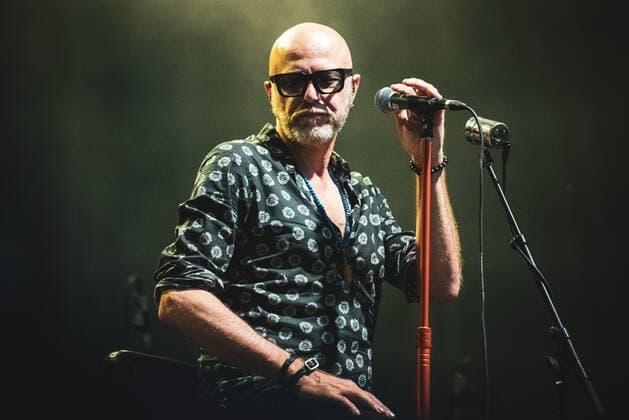 Negrita Konzert beim Flowers Festival in Collegno Italy: Negrita 2021 FLOWERS FESTIVAL, COLLEGNO, ITALY JULY 20TH: Paolo Pau Bruni, singer of the italian rock band Negrita performs live on stage at for the 25th Anniversary tour. FOR EDITORIAL USE ONLY - Alessandro Bosio COLLEGNO TORINO Italy FLOWERS FESTIVAL Copyright: AlessandroxBosio