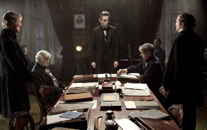 OSCARS. Bester Hauptdarsteller. Preisträger 2011-2020 Hal Holbrook, Daniel Day-Lewis & David Strathairn Characters: Francis Preston Blair, Abraham Lincoln, Secretary of State William Seward Film: Lincoln (2012) Director: Steven Spielberg 09 November 2012  Copyright: MaryxEvansxAFxArchivexTouchstonexPictures 13061819 EDITORIAL USE ONLY