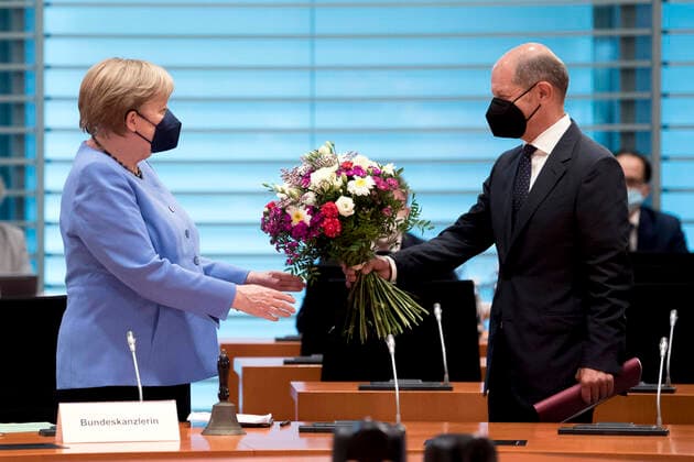 Olaf Scholz, Angela Merkel, Cabinet DEU, Germany, Germany, Berlin, 21 07 2021 handing over bou