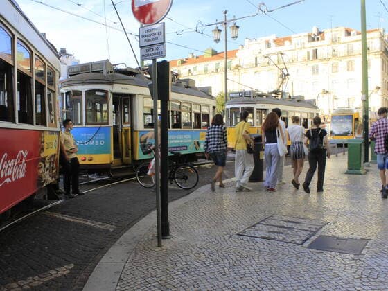 July 22, 2021, Lisbon, Portugal: Movement of people in Figueira Square, which is one of the most important in Lisbon, on Thursday (22). Place is very frequented by skateboarders.  Copyright: xEdsonxdexSouzax