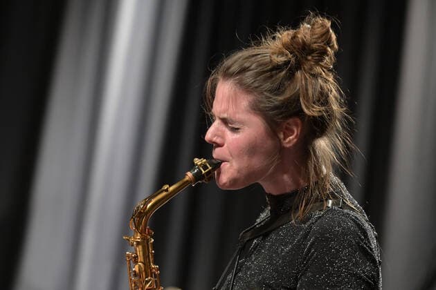 Concert Winterreise of the Christian Muthspiel Orjazztra Vienna, in the context of the Salzkammergut Festwochen Gmunden, in the Kitzmantelfabrik in Vorchdorf, on 22 07 21 The picture shows the saxophonist Astrid Wiesinger 2021 Concert Winterreise of the Christian Muthspiel Orjazztra Vienna, in the context of the Salzkammergut Festwochen Gmunden, in the Kitzm