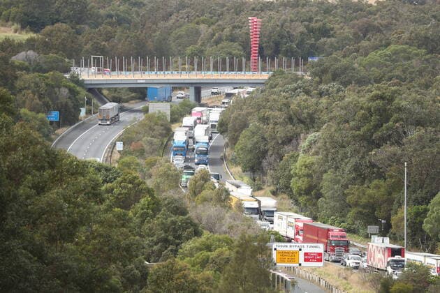 QLD BORDER COVID-19 CLOSURE, Scenes on the Pacific Motorway at the Queensland and New South Wales border on the Gold Coast, Friday, July 23, 2021. ( NO ARCHIVING, EDITORIAL USE ONLY, NO USE IN BOOKS WITHOUT CONSENT GOLD COAST QLD AUSTRALIA  Copyright: xJASONxO BRIENx 20210723001559312387
