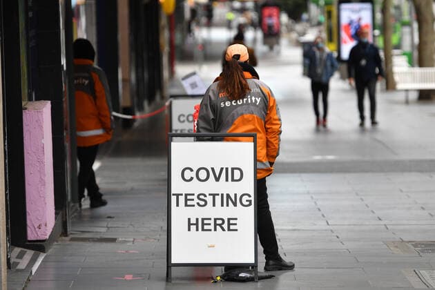 VICTORIA CORONAVIRUS COVID19, Singage for a Covid19 testing facility is seen in Melbourne, Friday, July 23, 2021. Victoria has recorded 14 new cases of locally acquired Covid19 in the past 24 hours. ( NO ARCHIVING, EDITORIAL USE ONLY, NO USE IN BOOKS WITHOUT CONSENT MELBOURNE VIC AUSTRALIA  Copyright: xJAMESxROSSx 20210723001559318240