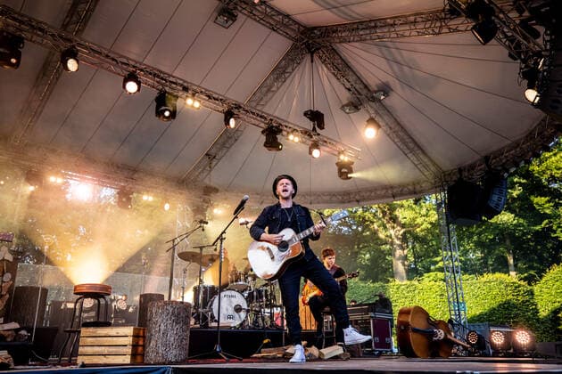 Hamburg, 23 July 2021 Johannes Oerding at a concert on the open-air stage in Hamburgs Stadtpark.