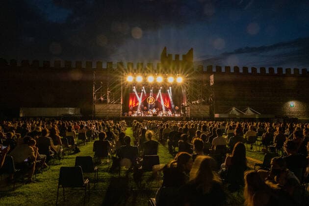 Negrita Scaliger Castle of Villafranca during Negrita Theatrical summer tour 2021, Concert in Villafranca di Verona, Italy, July 23, 2021  Copyright: xLiveMedia RobertoxTommasinix xIPx xLiveMediax 0