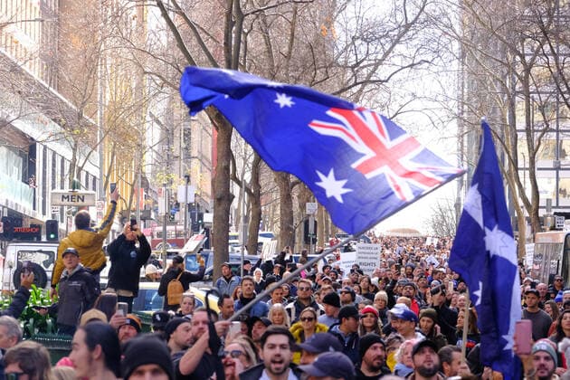 ANTI LOCKDOWN PROTEST MELBOURNE, Protesters are seen during the ?World Wide Rally For Freedom? anti-lockdown rally in Melbourne, Saturday, July 24, 2021. ( NO ARCHIVING, EDITORIAL USE ONLY, NO USE IN BOOKS WITHOUT CONSENT MELBOURNE VIC AUSTRALIA  Copyright: xLUISxASCUIx 20210724001559717970