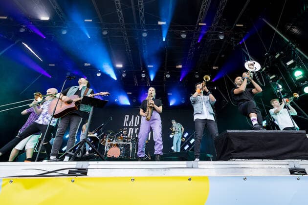 Live performance of the Bonn Brasspop Band Querbeat with songs from their new album Radikal Positiv at BonnLive Kulturgarten Bonn, 25 07 2021 BonnLive is a cooperation between fünfdrei Eventagentur and Rheinevents Bonn Am Römerbad NRW Germany
