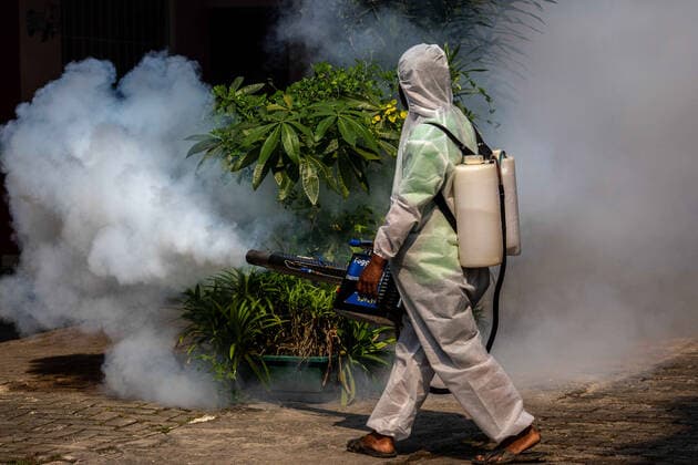 July 26, 2021, Tangerang Selatan, Banten, Indonesia: South Tangerang, BSD, Banten, Indonesia, July 26, 2021: Officers conduct fogging to eradicate dengue fever mosquitoes in order to prevent dengue fever cases in South Tangerang, Banten, Indonesia. Apart from being in a severe state of being attacked by the COVID-19 pandemic, Indonesia is also under threat of a dengue fever outbreak that always occurs every turn from summer to rainy season. Tangerang Selatan Indonesia - ZUMAh128 20210726_zap_h128_001 Copyright: xDonalxHusnix