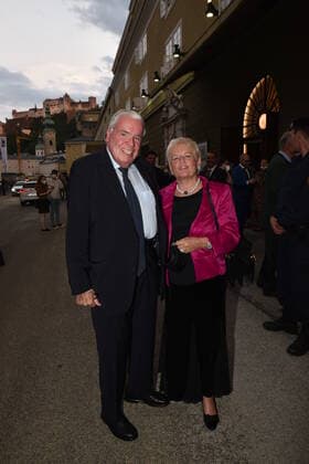 Klaus Michael Kühne, Gattin Christine, Kühne Stiftung, Sponsor, Konzert Wiener Philharmoniker, Salzburger Festspiele, 2021 *** Klaus Michael Kühne, wife Christine, Kühne Foundation, Sponsor, Concert Vienna Philharmonic Orchestra, Salzburg Festival, 2021