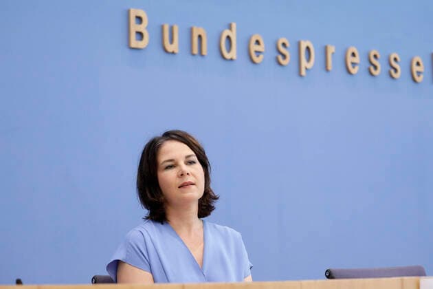 Annalena Baerbock, Federal Chairwoman of Buendnis 90 Die Gruenen, PK zu Erste Lehren aus der Hochwasserkatastrophe Bevoelkerungsschutz und Katastrophenhilfe zukunftsfaehig und krisenfest gestalten, DEU, Berlin, 26 07 2021