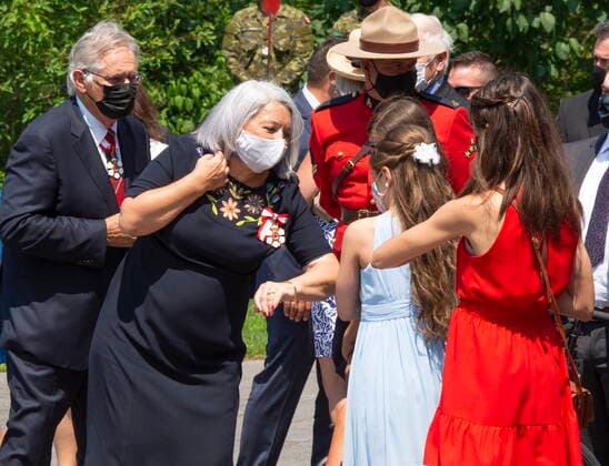 July 26, 2021, Ottawa, on, Canada: Governor General Mary Simon and her husband Whit Fraser are greeted by family and friends as they arrive at Rideau Hall, Monday, July 26, 2021 in Ottawa. Ottawa Canada  - ZUMAc35_ 20210726_zaf_c35_116 Copyright: xRyanxRemiorzx