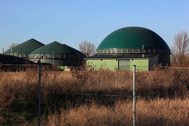 Biogasanlage, Bioenergie Bad Königshofen GmbH & Co. KG, ein Gemeinschaftsprojekt von 37 Landwirten, Bad Königshofen im Grabfeld, Landkreis Rhön-Grabfeld, Unterfranken, Bayern, Deutschland 1f-50319254