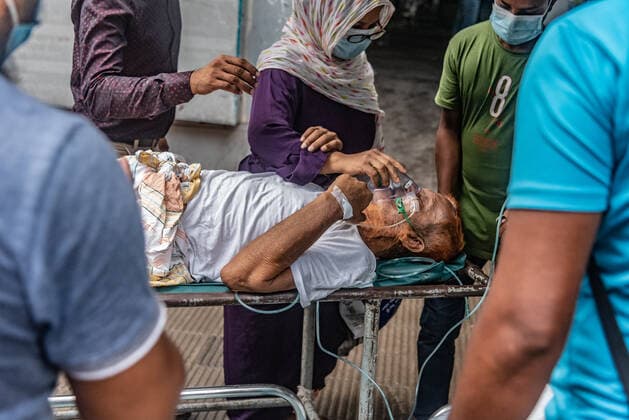 Bangladesh: 14,925 new cases of covid-19 and 258 new deaths The rate of corona infection in the country is increasing day by day. There have been 14,925 new cases and 258 new deaths in covid-19, death rate increase. The reason is the unconsciousness of people. Bangladesh Copyright: RakibulxAlamxKhan