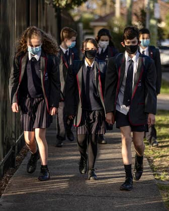 VICTORIA COVID19 SCHOOL RETURN, Bentleigh Secondary College students are seen returning to school as COVID-19 restrictions are eased across Victoria, in Melbourne, Wednesday, July 28, 2021. ( NO ARCHIVING, EDITORIAL USE ONLY, NO USE IN BOOKS WITHOUT CONSENT MELBOURNE VIC AUSTRALIA  Copyright: xDANIELxPOCKETTx 20210728001561101455