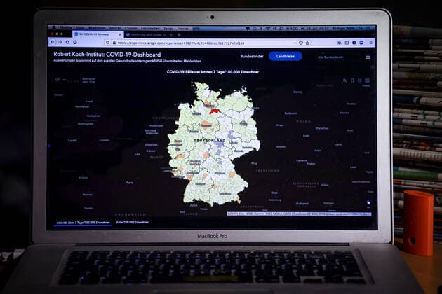 Coronavirus in Germany Covid 19 Dashboard of the Robert Koch Institute 28 07 2021 Robert Koch Institute 7 days incidence 15.0 7 days number of cases 12 462 COVID 19 cases 3 761 169 addition by 2 768 the previous day COVID 19 deaths 91 586 addition by 21 the previous day