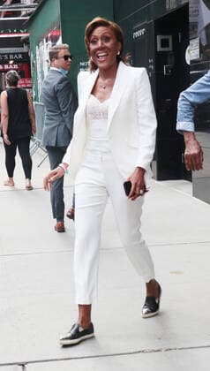 NEW YORK, NY- July 27: Robin Roberts seen exiting ABC studios after appearing on Live with Kelly & Ryan in New York City on July 27, 2021. Copyright: xRW MediaPunchx