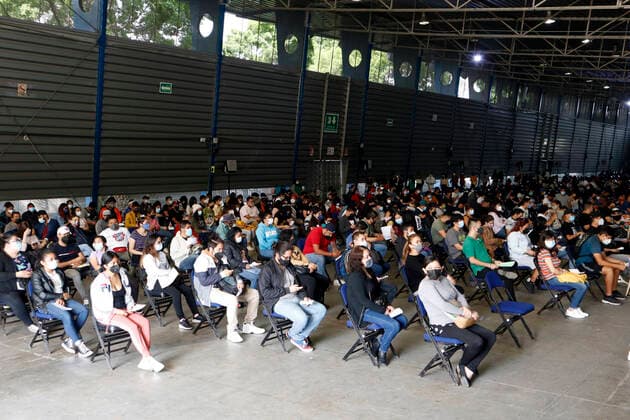 Youths Receive Sputnik V Vaccine Against Covid-19 MEXICO CITY, MEXICO - JULY 28: Youths wait 30 min after receive Sputnik V dose, in case they have symptoms from the vaccine, inside at the Palacio de los Deportes during the mass vaccination against Covid 19 for people aged 18 on July 28, 2021 in Mexico City, Mexico. Copyright: xLuisxBarronx EYEPIXGROUP_LB_28072021_11090