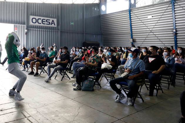 Youths Receive Sputnik V Vaccine Against Covid-19 MEXICO CITY, MEXICO - JULY 28: Youths wait 30 min after receive Sputnik V dose, in case they have symptoms from the vaccine, inside at the Palacio de los Deportes during the mass vaccination against Covid 19 for people aged 18 on July 28, 2021 in Mexico City, Mexico. Copyright: xLuisxBarronx EYEPIXGROUP_LB_28072021_11089