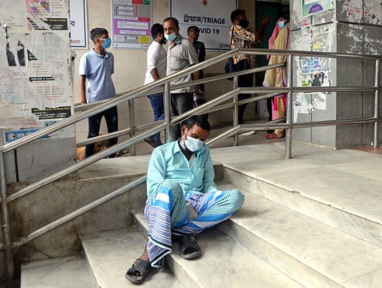 July 29, 2021, Dhaka, Bangladesh: COVID-19 patients from across the country come to hospitals in Dhaka for treatment as coronavirus cases surge. Dhaka Bangladesh - ZUMAr336 20210729_int_r336_003 Copyright: xHabiburxRahmanx