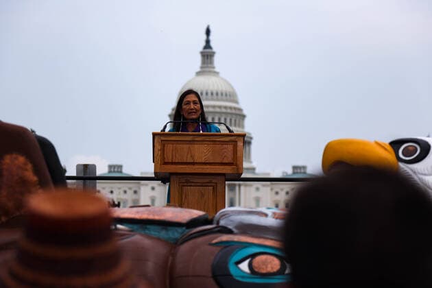 U.S. Secretary Of Interior Speaks At Indigenous Blessing Ceremony In Washington, D.C. The U.S. Secretary of Interior, Deb Haaland, speaks at the blessing ceremony of an Indigenous totem pole in Washington, D.C. on July 29, 2021 as a group of citizens and tribal leaders rally on the National Mall to draw attention and action to sacred sites and Indigenous rights Washington, D.C. D.C. United States dozier-ussecret210729_nptn2  Copyright: xBryanxOlinxDozierx