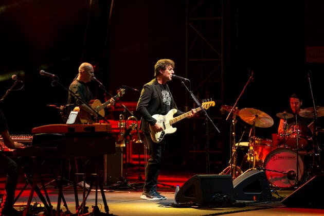 Max Gazzè on Tour 2021 at the Cavea of the Auditorium Parco della Musica in Rome Max Gazzè on Tour 2021 at the Cavea of the Auditorium Parco della Musica in Rome. Together with his band composed of Max Dedo winds, Cristiano Micalizzi drums, Clemente Ferrari keyboards and Daniele Fiaschi guitars, they presented his latest album La Matematica dei Rami work published post-Pandemic. Rome Lazio Italy Copyright: DanielaxFranceschelli
