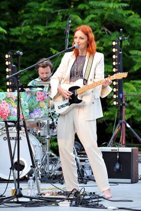 Singer Alex Mayr Singer Alex Mayr during a performance at the Seebühnenzauber Spezial 2021 on 30 07 2021 at the Luisenpark Mannheim 20210730MWI5420