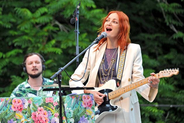 Singer Alex Mayr Singer Alex Mayr during a performance at the Seebühnenzauber Spezial 2021 on 30 07 2021 at the Luisenpark Mannheim 20210730MWI5461