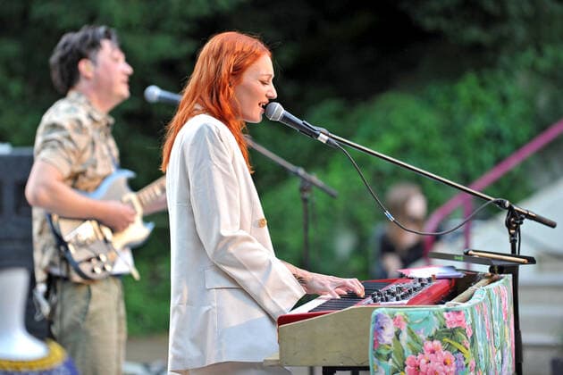 Singer Alex Mayr Singer Alex Mayr during a performance at the Seebühnenzauber Spezial 2021 on 30 07 2021 at the Luisenpark Mannheim 20210730MWI5591