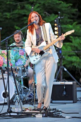 Singer Alex Mayr Singer Alex Mayr during a performance at the Seebühnenzauber Spezial 2021 on 30 07 2021 at the Luisenpark Mannheim 20210730MWI5660