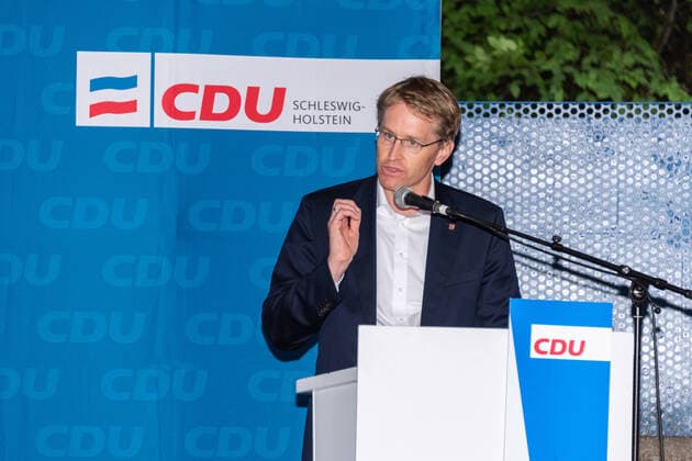 Kiel, 31 July 2021 In Kiel, a CDU open air district party conference took place today in changeable weather on the open-air stage of the Krusenkoppel In addition to the district party conference, the constituency members meeting also took place, which was also attended by the Schleswig Holstein Minister President and CDU State Ch