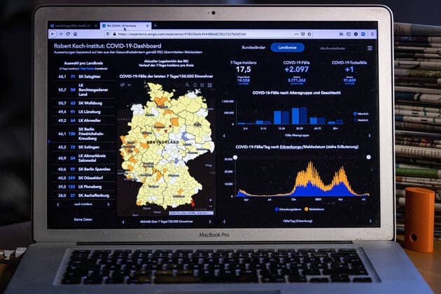 Coronavirus in Germany Covid 19 Dashboard of the Robert Koch Institute 01 08 2021 Robert Koch Institute 7 days Incidence 17.5 7 days Number of cases 14 558 COVID 19 cases 3 771 262 Addition by 2 097 the previous day COVID 19 deaths 91 659 Addition by 1 the previous day