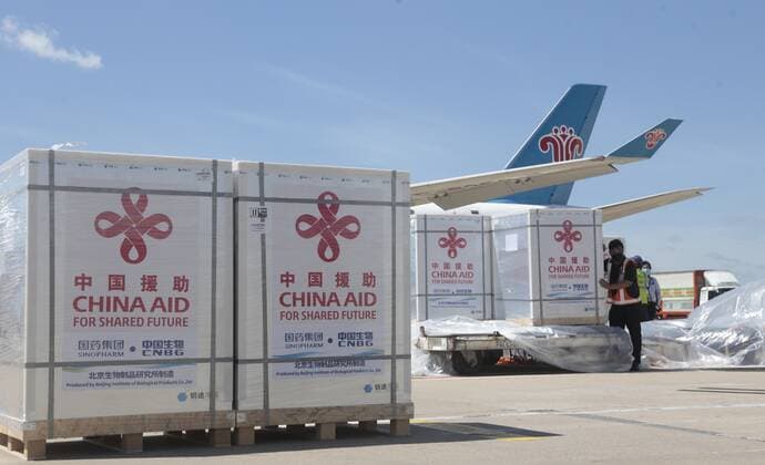 (210801) -- PHNOM PENH, Aug. 1, 2021 -- Photo taken on Aug. 1, 2021 shows packages of China s Sinopharm COVID-19 vaccine at the Phnom Penh International Airport in Phnom Penh, Cambodia. A plane carrying a new batch of China-donated Sinopharm COVID-19 vaccine touched down in Phnom Penh, capital of Cambodia, on Sunday, Cambodian Prime Minister Samdech Techo Hun Sen said. (Photo by Xinhua) CAMBODIA-PHNOM PENH-COVID-19-CHINESE VACCINE-ARRIVAL Phearum 